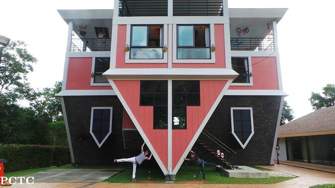 upside-down-house-phuket-9118.jpg